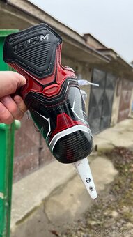 Korcule CCM ft490 velkost 8,5D - 2