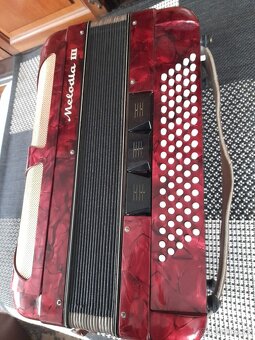 Predám harmoniku málo hraná 80 basová alebo vymením za bicie - 2