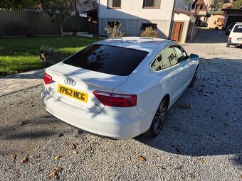 Predám Audi A5 2.0tdi 140kw - Automat 8m - DOVOZ GB- - 2