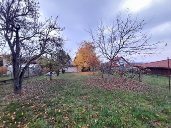 Exkluzívny stavebný pozemok v lukratívnej lokalite Pereš - 2