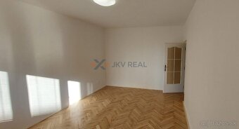 2-izbový byt na J. Hajdóczyho ulici v Trnave - 2