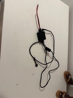 napájaci adaptér Garmin Zumo 390 - 2