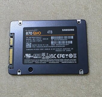SSD - Samsung 870 QVO 4TB. - 2