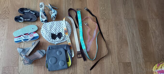 Opasky, taštičky,sandále - 2