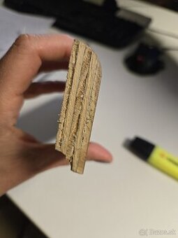 predám drevené podlahové lišty sokle 15x60mm - 2