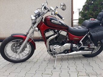 Suzuki VS 1400 Intruder (2000) - 2