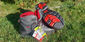 Pracovné topánky č. 43 - 2