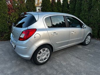 Opel corsa 1.4, čerstvo po STK,2007 - 2