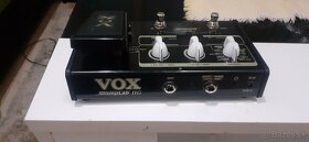 Vox StompLab IIG a Nux B-5RC - 2