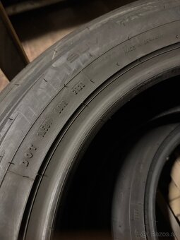 235/65 R17 - 2