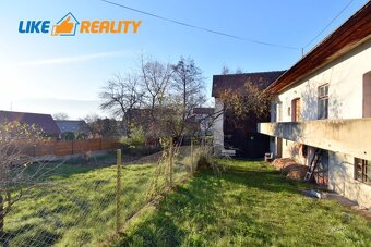 REZERVOVANÝ Rodinný dom na rekonštrukciu Turčianske Kľačan - 2