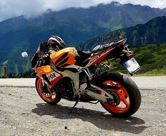 HONDA CBR 1000RR - 2