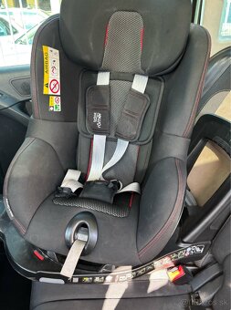 AUTOSEDAČKA DETSKÁ OTAČACIA ,NATÁČACIA Britax Römer - 2