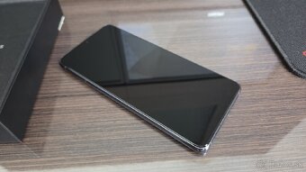 Samsung Galaxy S21 5G 128GB - 2