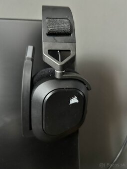 Corsair HS80 RGB Wireless - 2