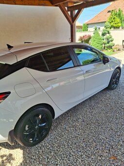Opel Astra K 1.4 Turbo (benzín) - 2
