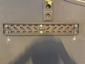 Tesla TSL-TV-T2KYD55 UHD Smart SAT - 2