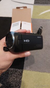 Kamera Sony HDR-CX240E - 2