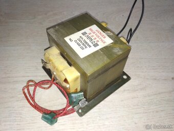 Transformator z mikrovlnky 750W, 700W - 2