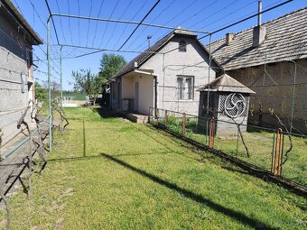 Rod. dom v Kováčovciach okr. Veľký Krtíš - 2