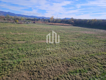 ŠPIČKOVÁ INVESTIČNÁ PRÍLEŽITOSŤ: Priemyselné pozemky v sused - 2