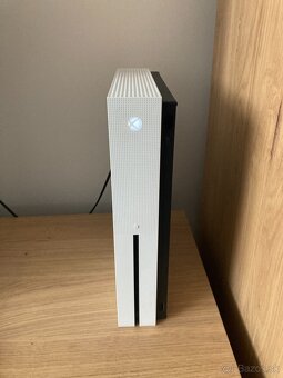 Xbox One S, 1TB - 2