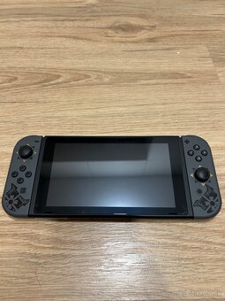 Predám Nintendo Switch Monster Hunter Edition s prísl. - 2
