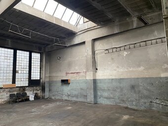 Priestor pre servis osobných a nákladných vozidiel - 2