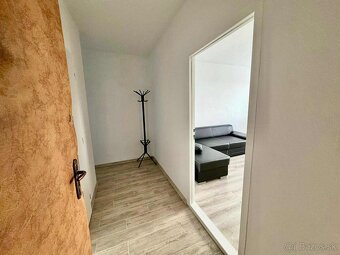 Na prenájom novozrekonštruovaný 2 - izbový byt VK - 2