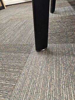 Stôl kancelársky - 2