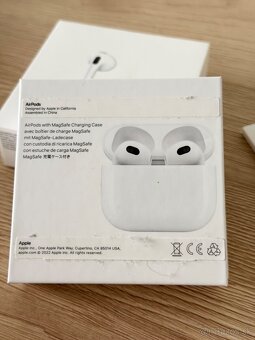 AirPods 3 generácie - 2