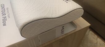 Vankúš / polštář - 2