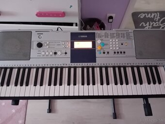 Predam klavesy yamaha - 2