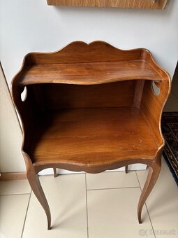 Stolík starožitný - 2