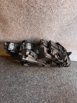 Svetlo Volkswagen Tiguan 5NB - 2