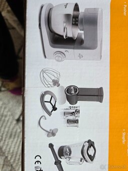 Kuchynský robot - 2