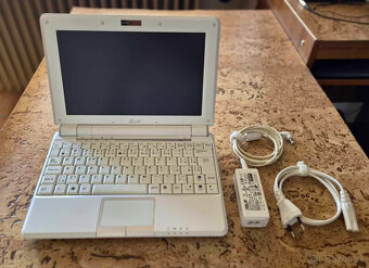 ASUS Eee PC 1000H + taška - 2
