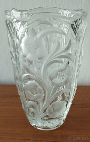 Sklenená váza - A.Matura - 2
