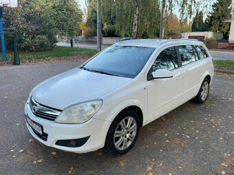 Predám Opel Astra Combi 1.7Diesel - 2010 - 2