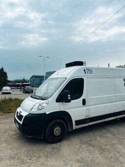 Predám Peugeot Boxer 2.2 HDi chladiarenská dodávka - 2
