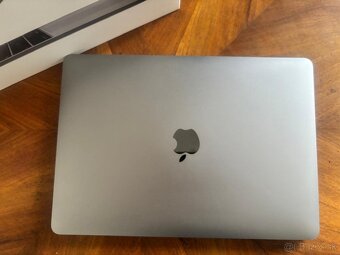 Macbook PRO 13" i5 2018 TouchBar Space Grey 500 GB - 2