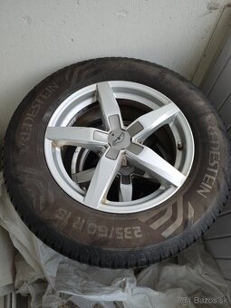 Predam zimne pneumatiky a disky 235/60 R16 , 114,3 Hyundai, - 2