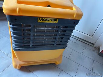 Predám odvlhčovač Master DHP65 - 2