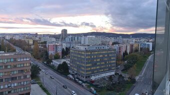 Prenájom 2 iz.Kaštielska ul. Perla Ružinova zariadený BA II - 2