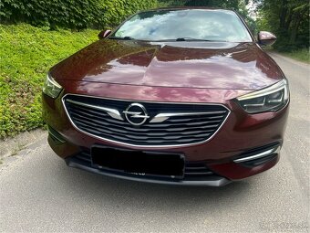 Opel Insignia 2.0 CDTi Automat / Lux LED / BOSE / Navi /2018 - 2