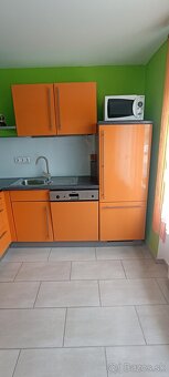 PRENÁJOM 2 izbový, zrekonštruovaný svojpomocný byt -KOMÁRNO - 2