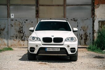BMW X5 xDrive30d po veľkom servise - 2