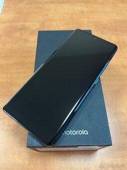 Motorola Edge 50 Ultra 1TB - 2