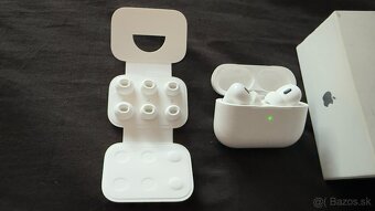 Apple AirPods Pro 2. generácia MagSafe - 2