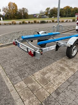 Príves pre vodný skúter - 2